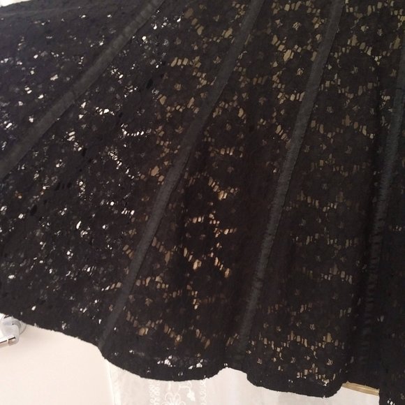 NWOT Femme de Carriere Black & Gold Lace Skirt, Fit & Flare, S - Picture 4 of 8